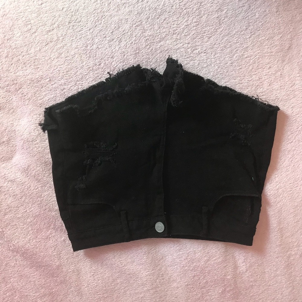 Tilly’s Ripped Shorts 7
